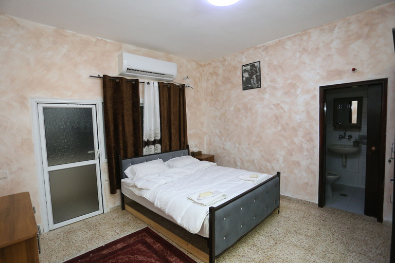 Bedroom 2, Al Magtas, Jericho