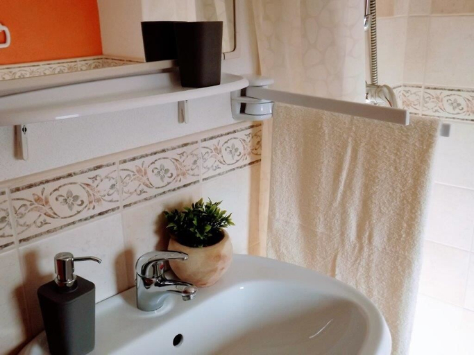 Bathroom 4, Apartmani Eva, Umag