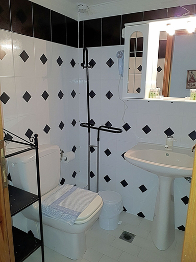 Bathroom 4, Asteras hotel, Central Macedonia