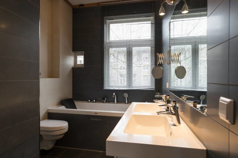 Bathroom 4, Kerkstraat Residence, Amsterdam