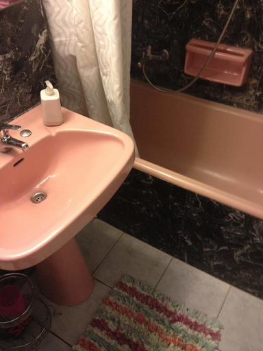 Bathroom, Apartment On Stefanou Tatti 1, Central Macedonia