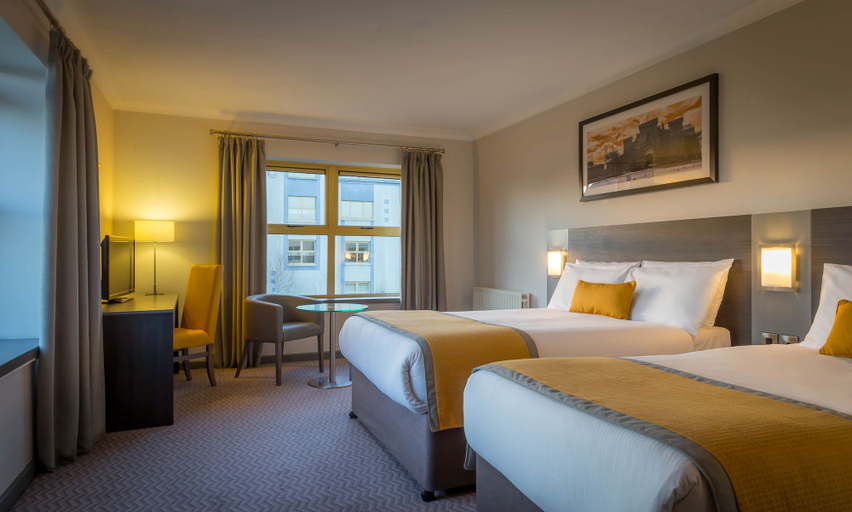 Bedroom 3, Maldron Hotel Derry, Derry and Strabane