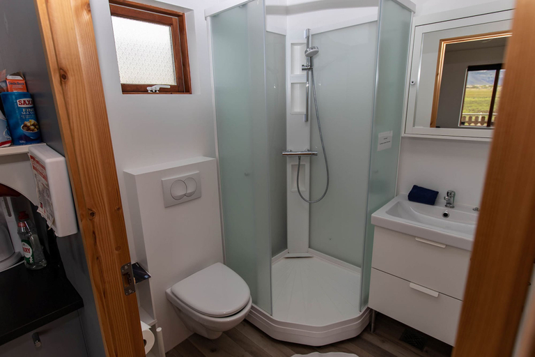 Bathroom 3, Lysuholl, Snæfellsbær