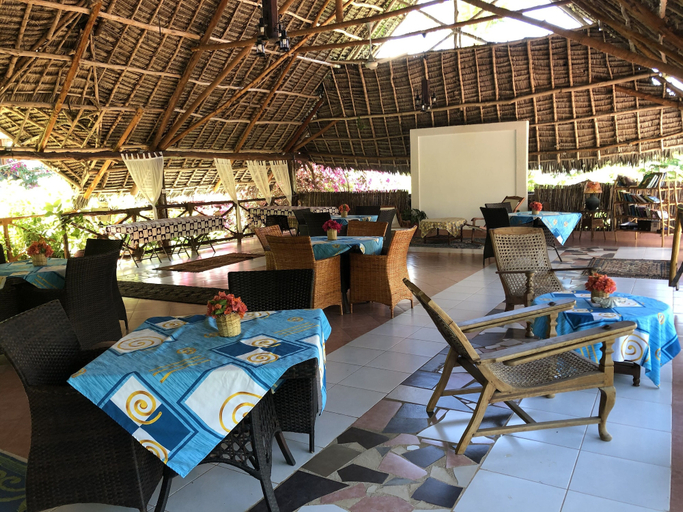 Food & Drinks 4, Tamani Villas Annex, Kaskazini 'A'