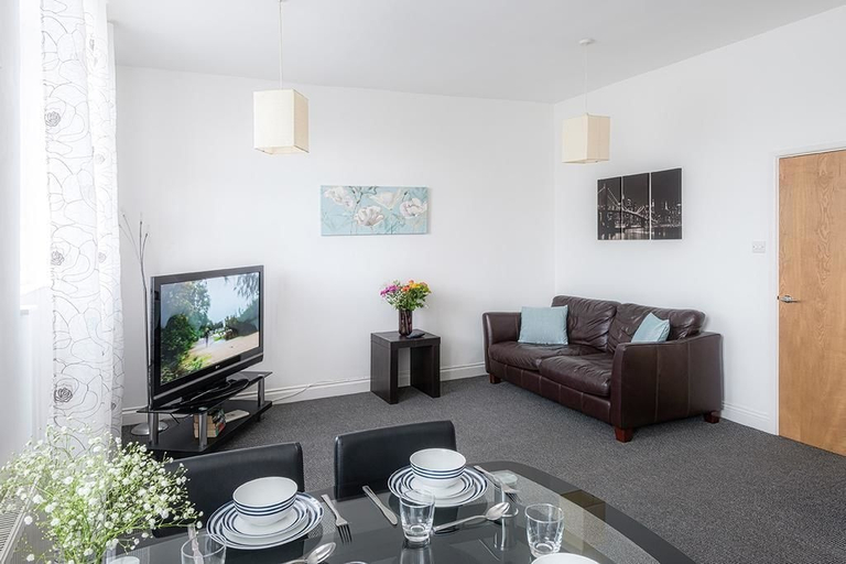 Others 4, F6 Bath Road Apartment, Gloucestershire