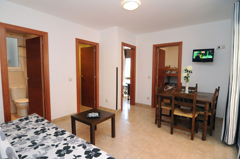 Bedroom 3, Apartaments AR Caribe, Girona