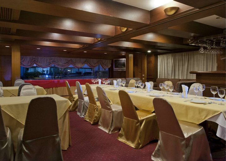 Food & Drinks 5, SILOM CITY HOTEL, Bang Rak