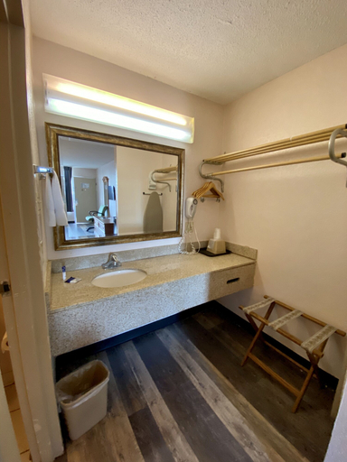 Bathroom 5, Motel 6 Marianna, FL, Jackson