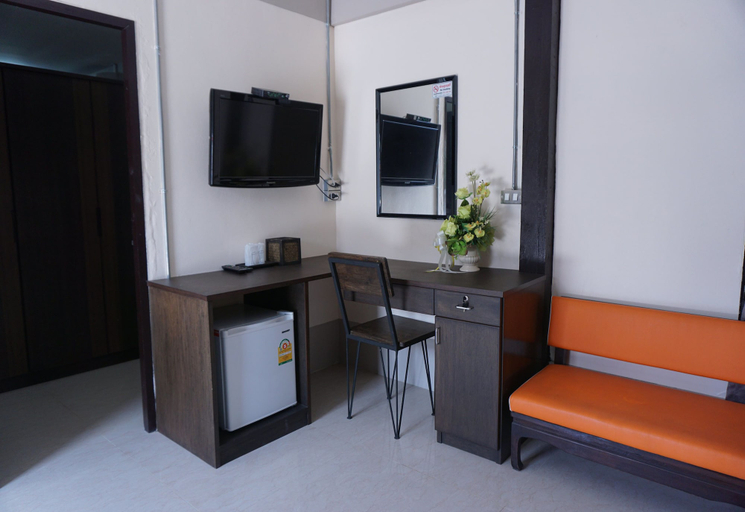 Others 5, Puangpech Hotel, Muang Lampang