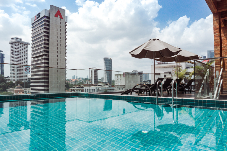 Sport & Beauty 2, Santa Grand Classic Kuala Lumpur, Chinatown, Kuala Lumpur