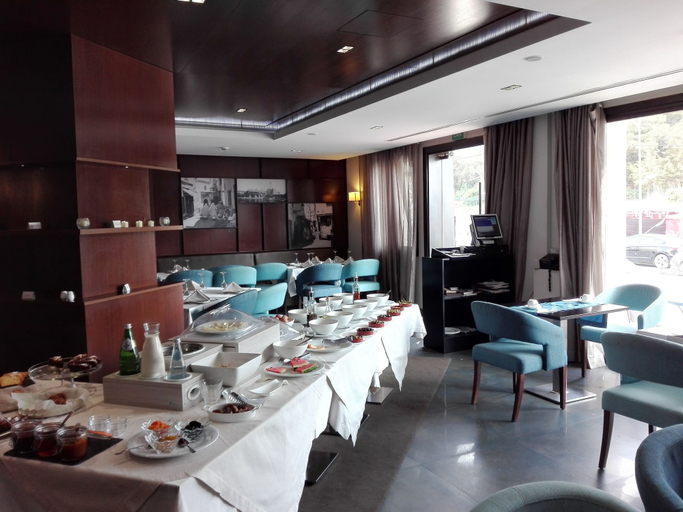 Food & Drinks 5, Hotel Lalla Doudja, El Achour