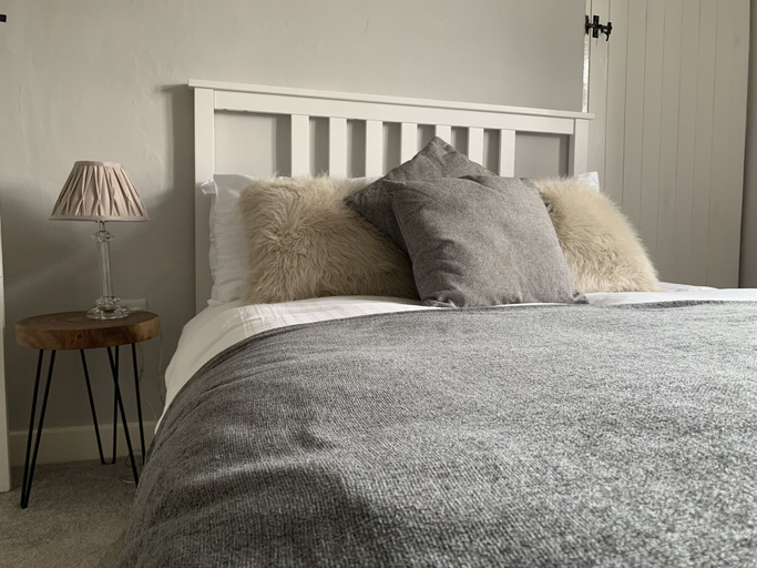 Bedroom 2, The Dragon, Derbyshire
