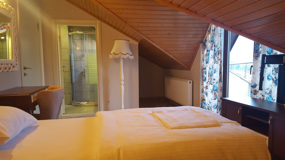 Bedroom 3, Crystal Continental, Kartepe