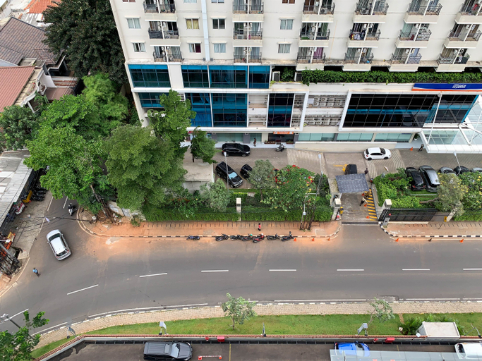 Exterior & Views 2, Simple and Comfy Studio at Bellevue Place MT Haryono Apartment By Travelio, Jakarta Selatan