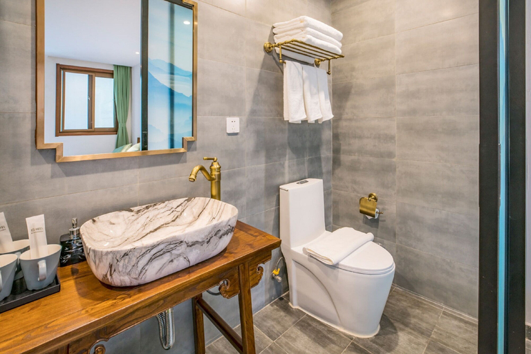 Bathroom 4, Guipu Courtyard Hotel, Beijing
