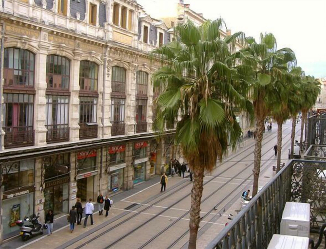 Others, Hotel Europa, Hérault