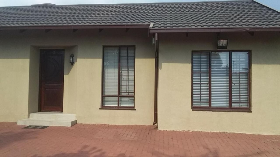 Exterior & Views 2, Midrand Sleep & GO, City of Johannesburg