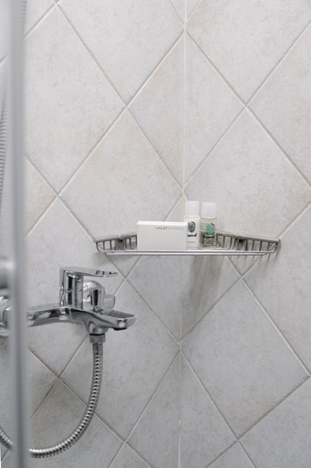 Bathroom 4, Calma Beach Hotel, Central Macedonia