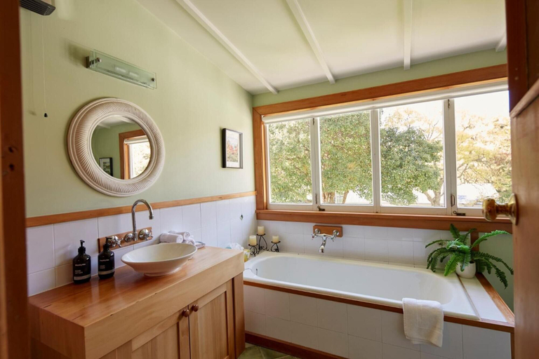 Bathroom 3, Kaituna Valley Homestead, Christchurch
