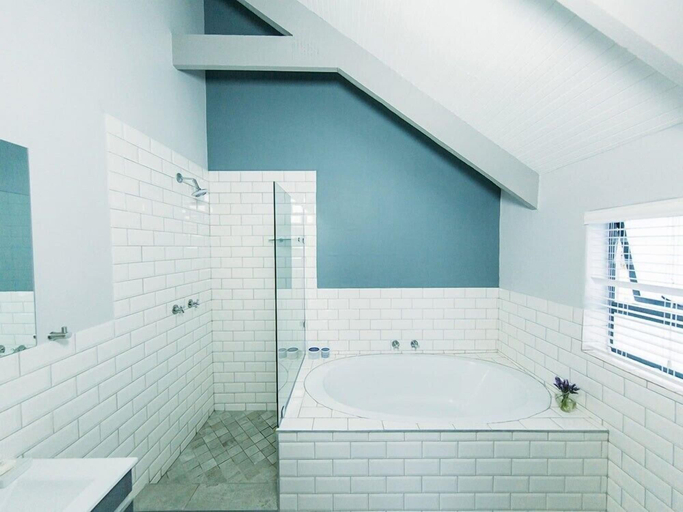 Bathroom 5, Linhof Boutique Guest House, West Coast