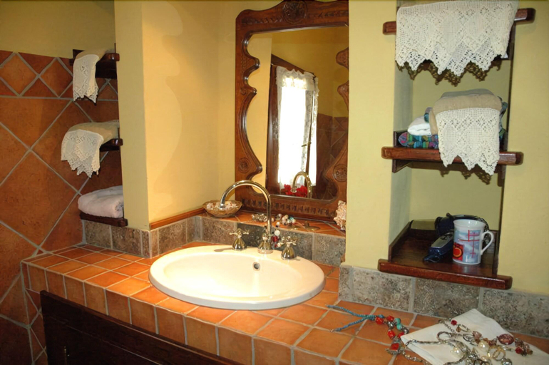 Bathroom 5, B&B Rita and Family, Ogliastra