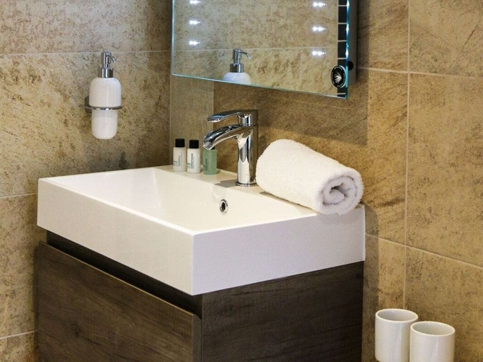 Bathroom 5, The Quay B&B, Norfolk