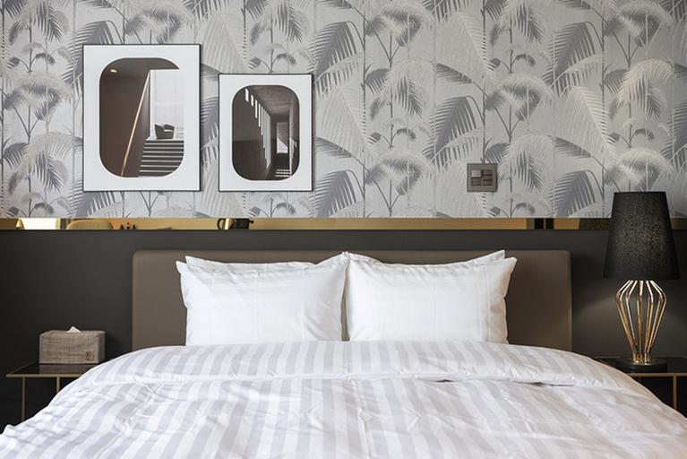 Bedroom 3, Sinho Brown-dot, Gangseo