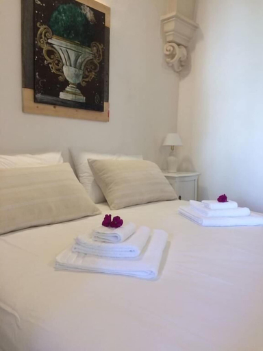 Bedroom 4, Casa Adele - Dimora del 1700 nel centro storico, Taranto