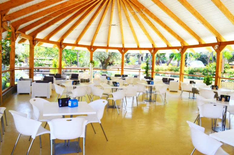 Food & Drinks 5, Villaggio Marinella, Crotone