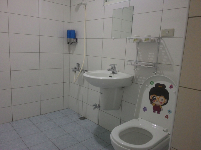 Bathroom 5, Blockhead Bed and Breakfast, Taitung