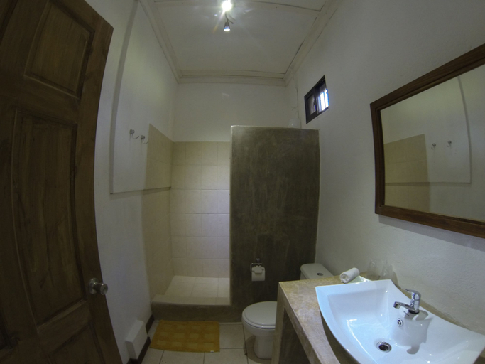 Bathroom 4, Indra Inn, Santa Cruz
