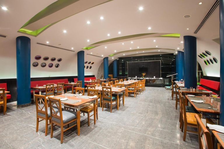 Food & Drinks 5, Residency Club, Pune