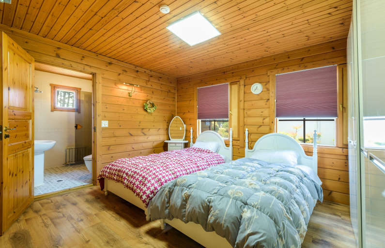 Bedroom 3, On the Sea Pension, Jeju