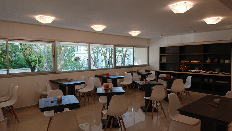 Food & Drinks 4, Days Inn & Suites by Wyndham La Plata, La Plata