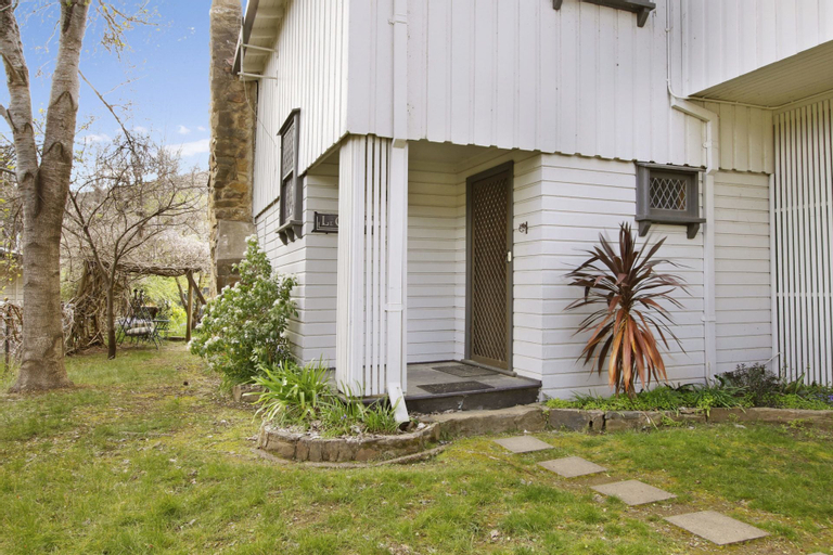 Exterior & Views 4, Le Chateau - Centrally located, Alpine - East