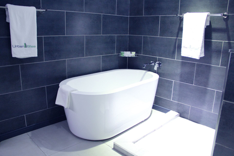 Bathroom 5, Urban Bliss Hotel, Kabwe