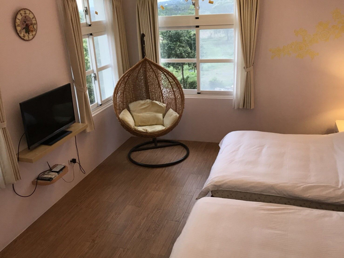 Bedroom 2, Straybirds BnB, Taitung