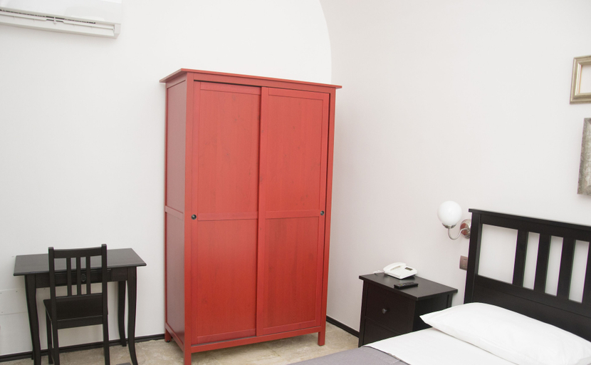 Bedroom 4, B&B Cemener, Bari