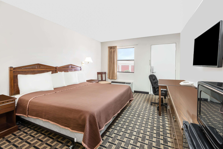 Bedroom 3, Knights Inn Slaton, Lubbock