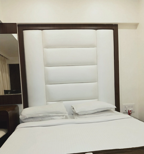 Bedroom 3, Hotel Heritage Dakshin, Thane