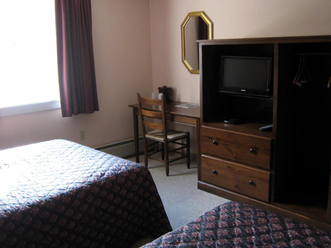 Bedroom 28