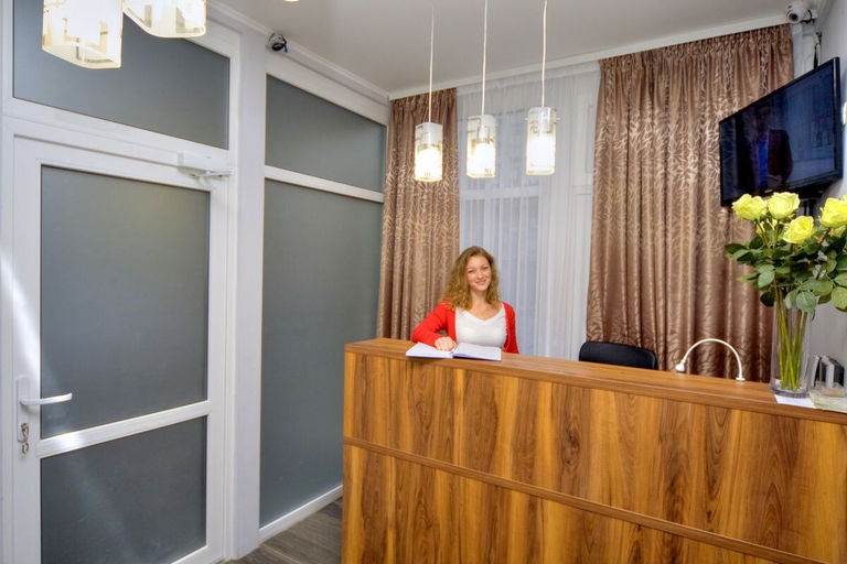 Others 5, Golden Gate Inn, Shevchenkivs'kyi
