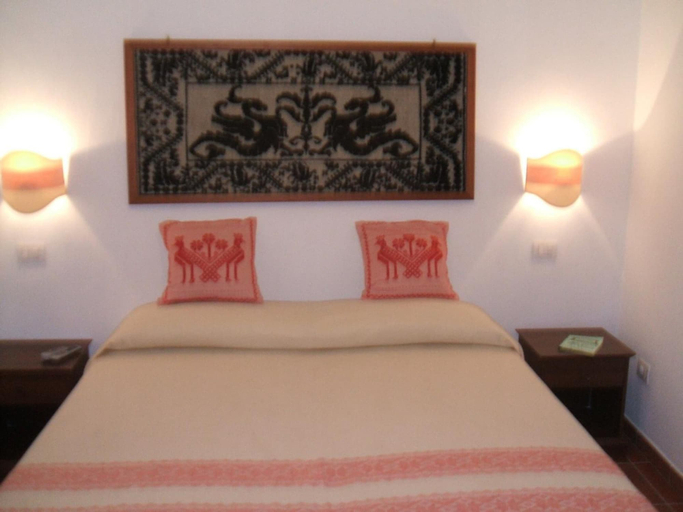 Bedroom 3, Su Cantaru, Sassari