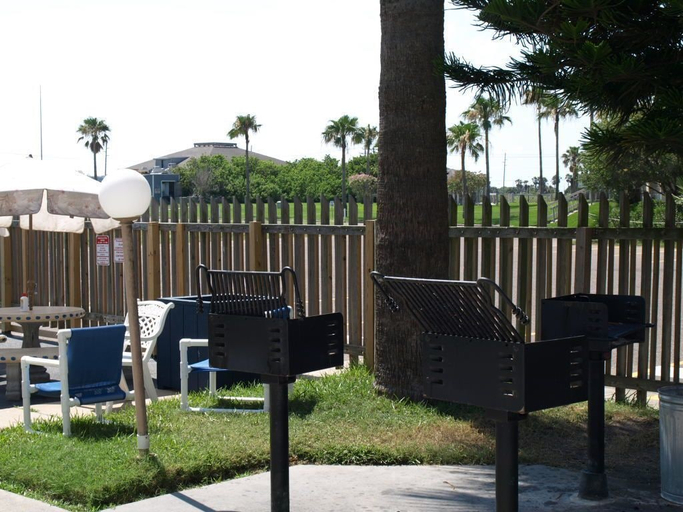 Food & Drinks 3, Gulfview by South Padre Condo Rentals, Cameron
