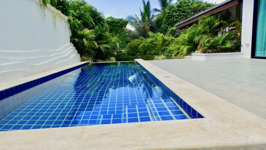 Sport & Beauty 5, 3 Bedroom Private Pool Villa Flora, Ko Samui
