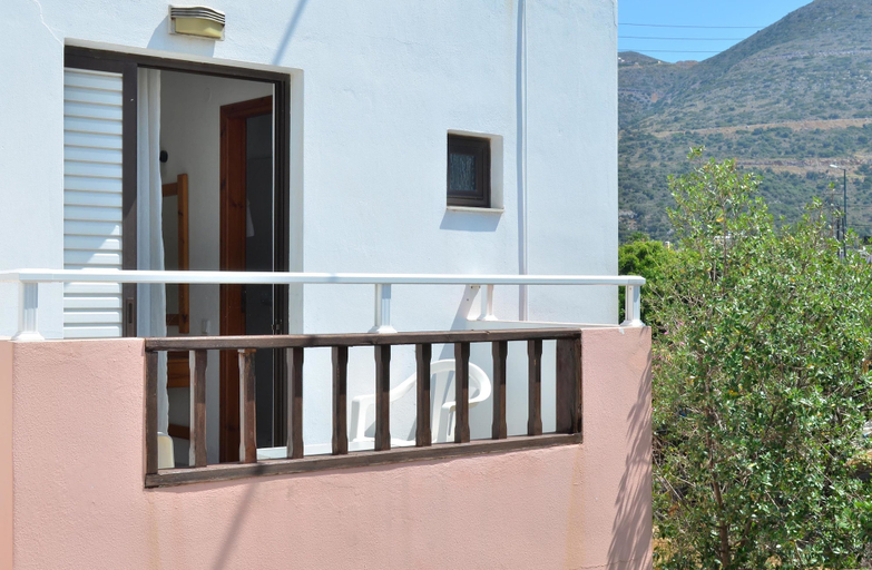 Others 5, Thisvi, Crete