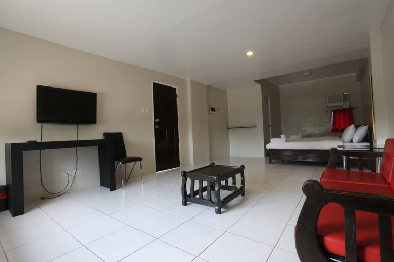 Others 5, Kingsville Hotel, Cauayan City