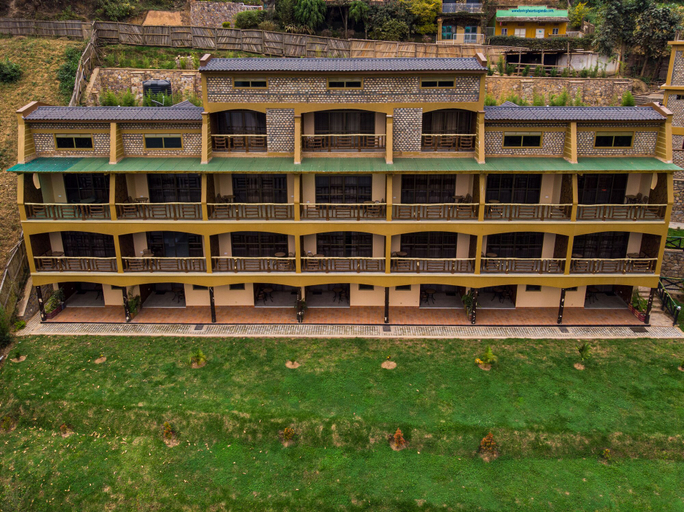 Exterior & Views 2, Bunyonyi Overland Resort, Ndorwa