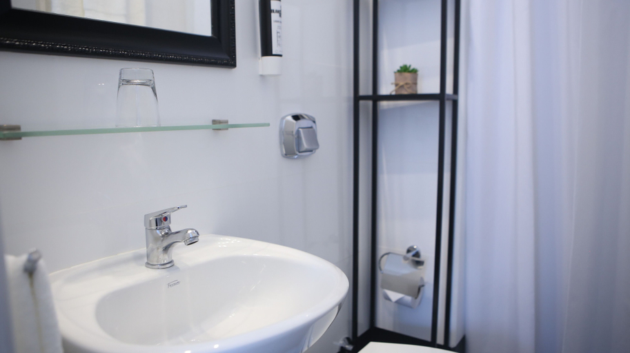 Bathroom 4, Carsson Hotel Down Town Buenos Aires, Distrito Federal