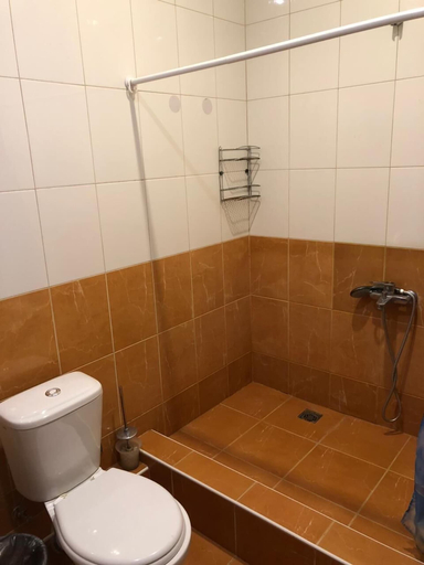 Bathroom 2, Voyazh Guest House, Sochi gorsovet